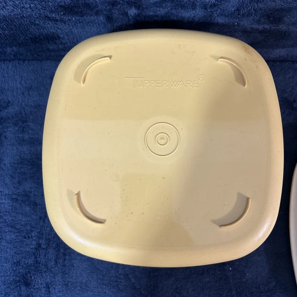 Vintage Tupperware Steam N Store Steamer 888-10 Strainer w/ Lid Harvest Gold